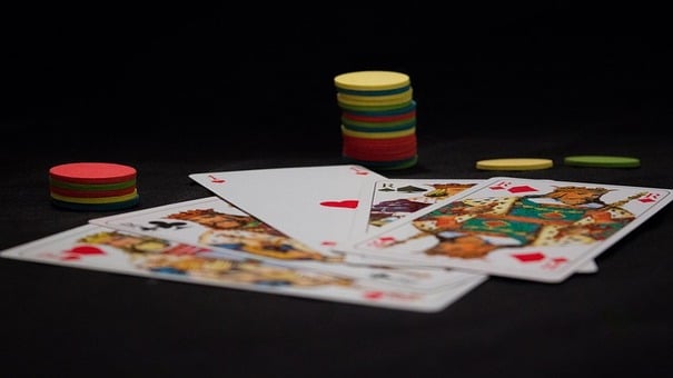 Cách tính xác suất Poker được rất nhiều người mới nhập môn tìm hiểu để gia tăng cơ hội chiến thắng, hốt tiền của cả làng. Đồng thời, khi bet thủ biết cách suy nghĩ nhạy bén, logic khi trải nghiệm sẽ dễ dàng kiếm được mức tiền lời như ý muốn. Hơn nữa, khi bạn vào chơi sẽ dễ dàng tính toán được xác suất các lá bài sẽ trả về tiếp theo để ôm thưởng. Hãy đến W88 thông tin sản phẩm để biết thêm thông tin nhé .